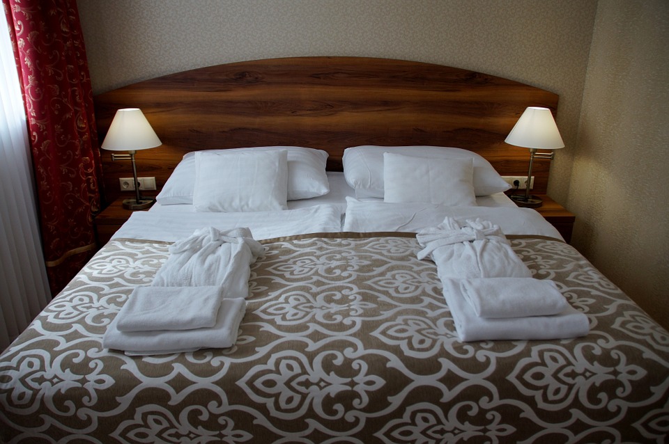 bed-994242_960_720.jpg